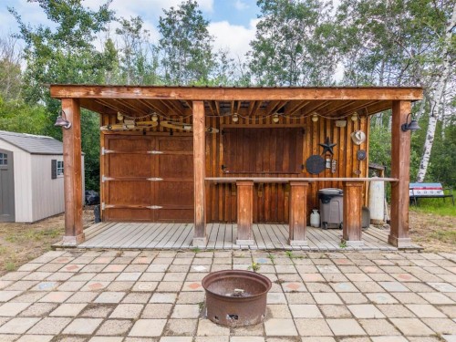 14 Irmas Way, White Sands, AB 