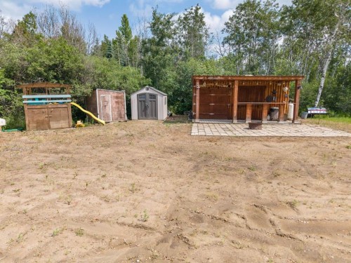 14 Irmas Way, White Sands, AB 