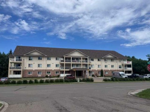 204-680 Cassils Road West, Brooks, AB 