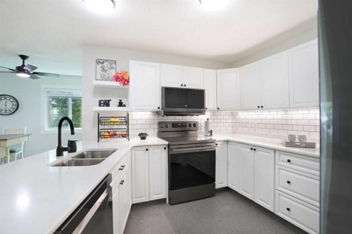 204-680 Cassils Road West, Brooks, AB 