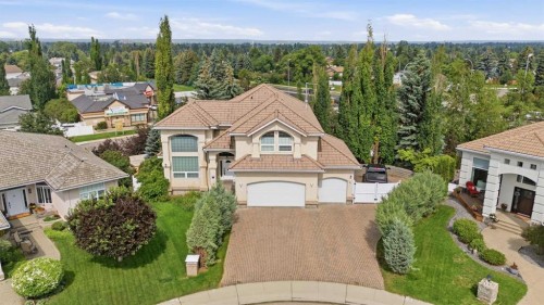 25 Ashmore Close, Red Deer, AB 