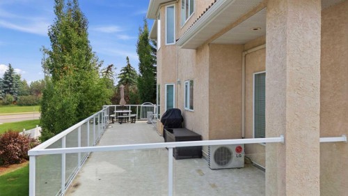 25 Ashmore Close, Red Deer, AB 
