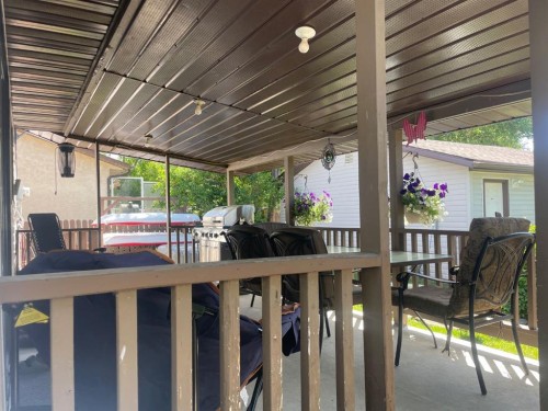 99 Spruce Avenue, Brooks, AB 