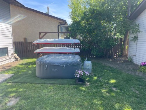99 Spruce Avenue, Brooks, AB 