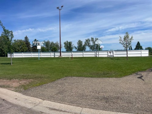 99 Spruce Avenue, Brooks, AB 