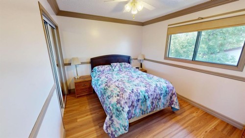 99 Spruce Avenue, Brooks, AB 