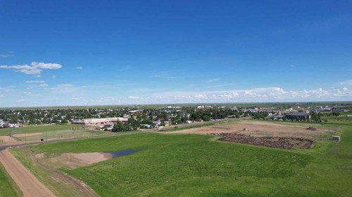 605 Palliser Trail, Hanna, AB 