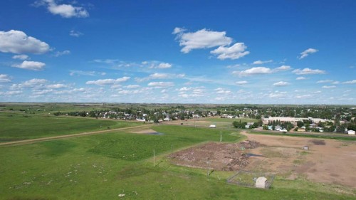 605 Palliser Trail, Hanna, AB 