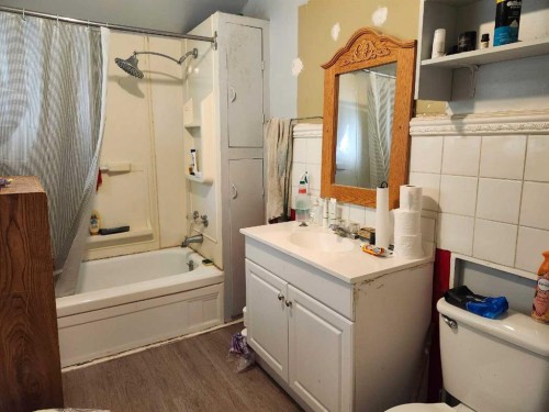 541 2 Avenue West, Drumheller, AB 