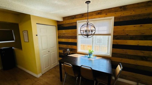 82 Villa Street, Drumheller, AB 