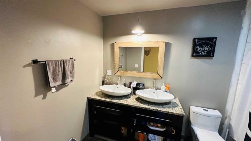 82 Villa Street, Drumheller, AB 