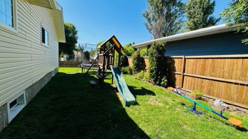 82 Villa Street, Drumheller, AB 