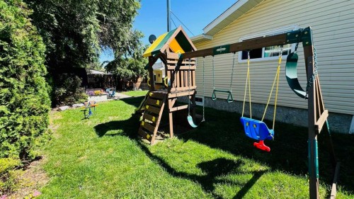82 Villa Street, Drumheller, AB 