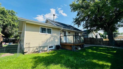 82 Villa Street, Drumheller, AB 