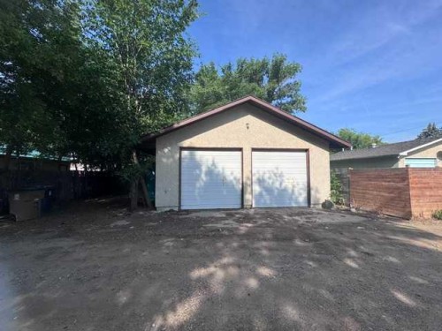 508 Centre Street, Brooks, AB 