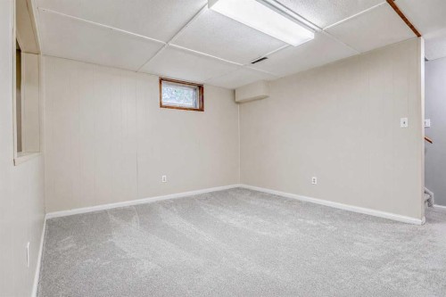808 2 Avenue West, Brooks, AB 