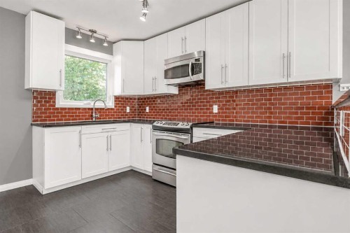 808 2 Avenue West, Brooks, AB 