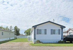 341-349 Railway Avenue Duchess, AB T0J 0Z0