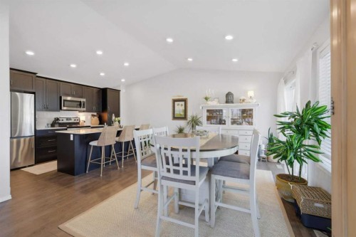 4 Golden Crescent, Red Deer, AB - Indoor