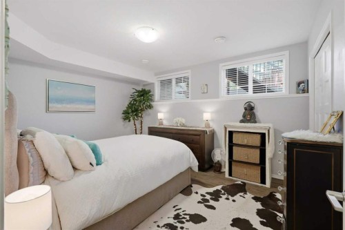 4 Golden Crescent, Red Deer, AB - Indoor Photo Showing Bedroom