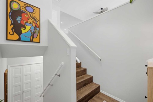 4 Golden Crescent, Red Deer, AB - Indoor Photo Showing Other Room