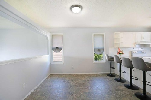 68 Upland Street, Brooks, AB - Indoor