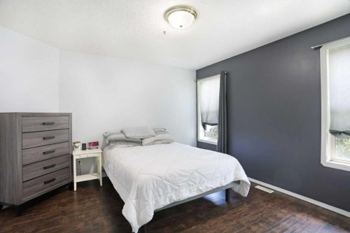 68 Upland Street, Brooks, AB - Indoor Photo Showing Bedroom