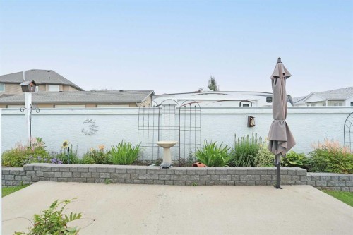 63 Lu-Dor Close East, Brooks, AB - Outdoor