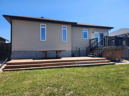 628 Bankview Drive, Drumheller, AB - Outdoor With Deck Patio Veranda With Exterior