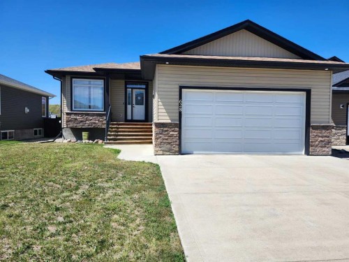 628 Bankview Drive, Drumheller, AB - Outdoor