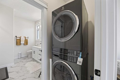 1109 Cornerstone Crescent, Olds, AB - Indoor Photo Showing Laundry Room