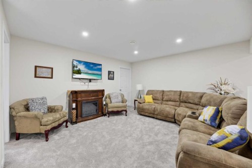 1109 Cornerstone Crescent, Olds, AB - Indoor