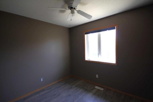 209 Strathaven Bay, Strathmore, AB 