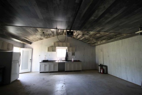 209 Strathaven Bay, Strathmore, AB - Indoor
