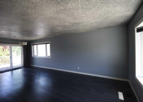 209 Strathaven Bay, Strathmore, AB 