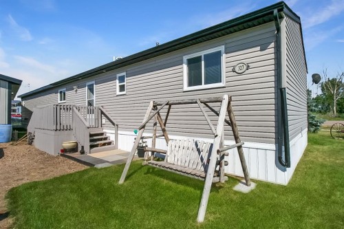 327 3 Street, Hays, AB - Outdoor With Exterior