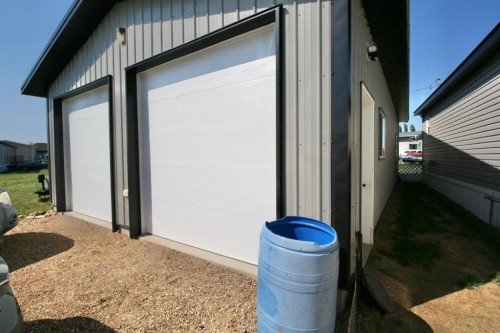 327 3 Street, Hays, AB - Outdoor With Exterior
