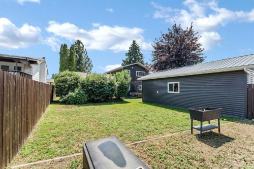 101 Ingram Park Drive East, Brooks, AB - Outdoor