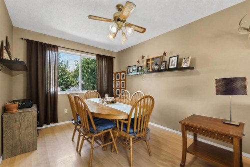 101 Ingram Park Drive East, Brooks, AB - Indoor Photo Showing Dining Room
