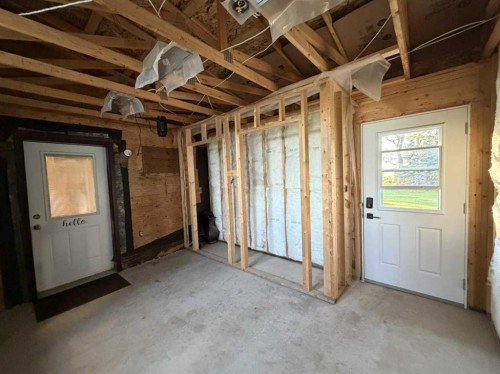 83002 Rge Rd 194, Coaldale, AB - Indoor Photo Showing Basement