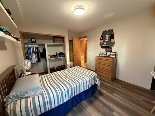 83002 Rge Rd 194, Coaldale, AB - Indoor Photo Showing Bedroom