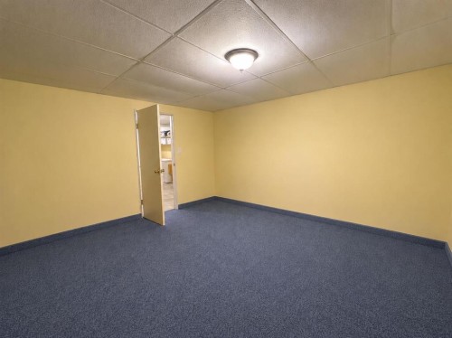 83002 Rge Rd 194, Coaldale, AB - Indoor Photo Showing Other Room