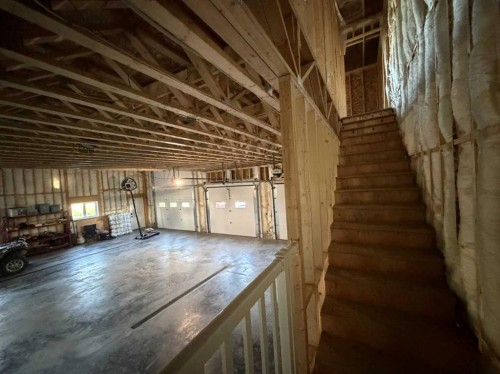 83002 Rge Rd 194, Coaldale, AB - Indoor Photo Showing Other Room