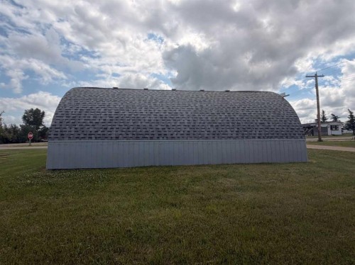 102-Main Street, Munson, AB 