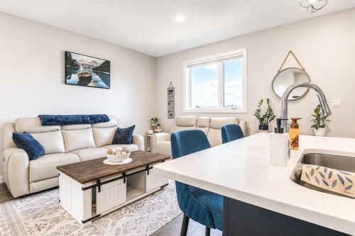 1614 2 Avenue East, Brooks, AB - Indoor