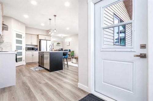 1614 2 Avenue East, Brooks, AB - Indoor Photo Showing Kitchen