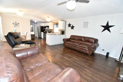 53 Maple Drive West, Brooks, AB 