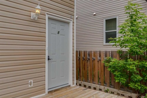 4627 73 Street Nw, Calgary, AB - Outdoor With Exterior