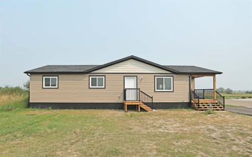 321 20 Street EAST Brooks, AB T1R 0W9