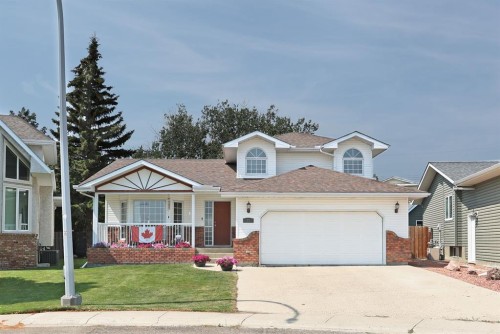 35 Parkland Close East, Brooks, AB - Outdoor With Facade
